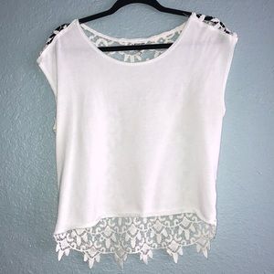 WHITE TEE SHIRT WITH LACE BACK